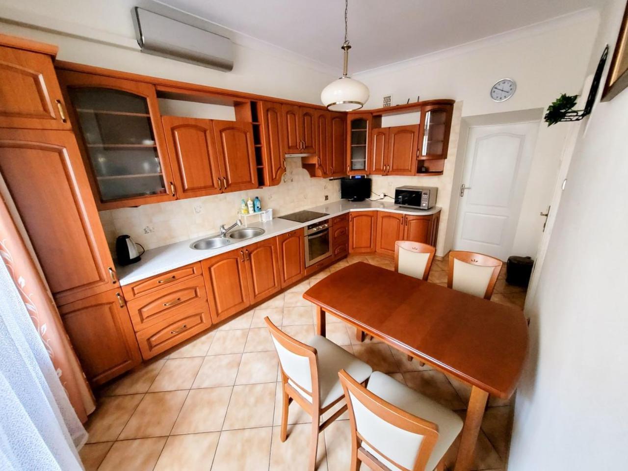 Wild Solutions Sauna Apartments クラクフ エクステリア 写真