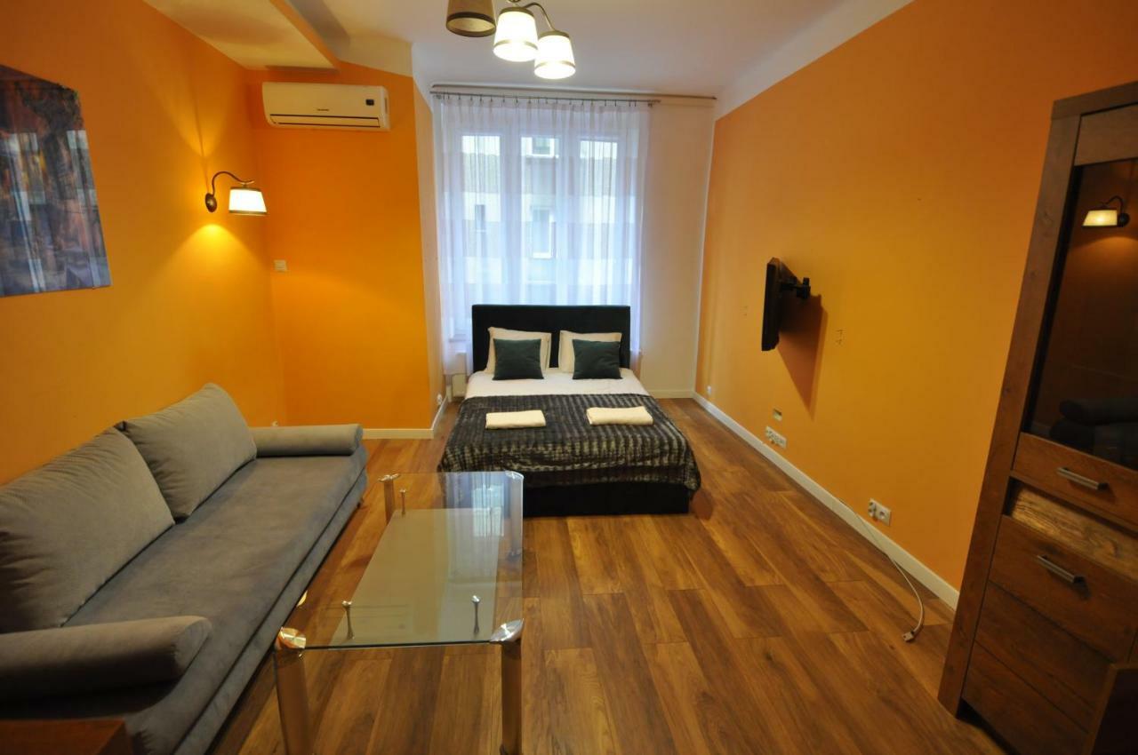 Wild Solutions Sauna Apartments クラクフ エクステリア 写真