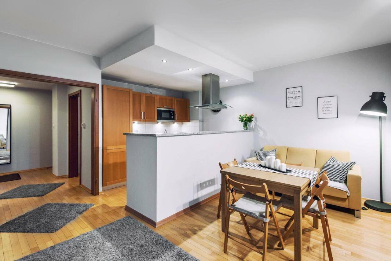 Wild Solutions Sauna Apartments クラクフ エクステリア 写真